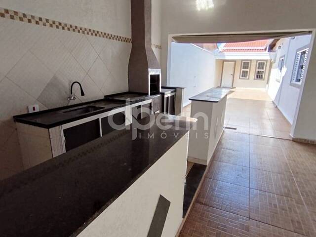 #99 - Casa para Venda em São Carlos - SP - 2