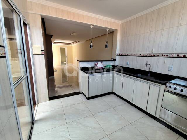 #102 - Casa para Venda em São Carlos - SP - 3