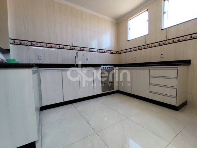 #102 - Casa para Venda em São Carlos - SP - 2