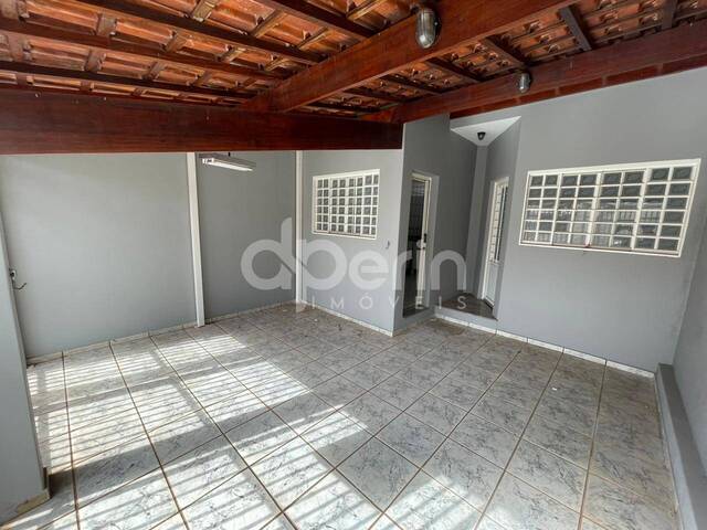 #103 - Casa para Venda em São Carlos - SP - 1