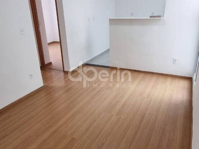 #114 - Apartamento para Venda em São Carlos - SP