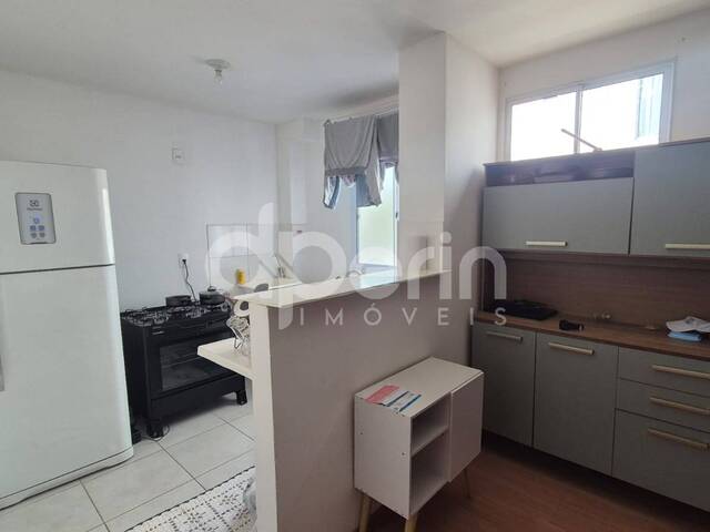 #121 - Apartamento para Venda em São Carlos - SP