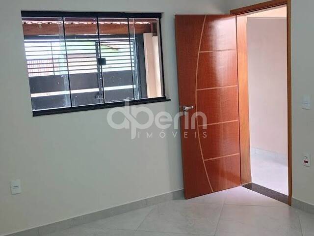 #124 - Casa para Venda em São Carlos - SP