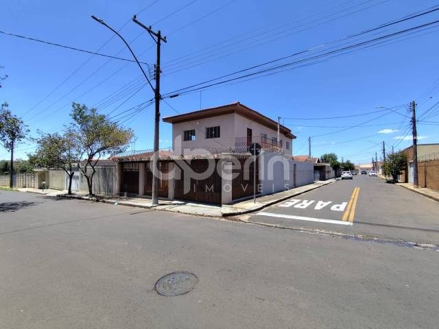 Bangalô para Venda em São Carlos - 5