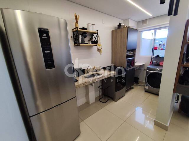 #163 - Apartamento para Venda em São Carlos - SP