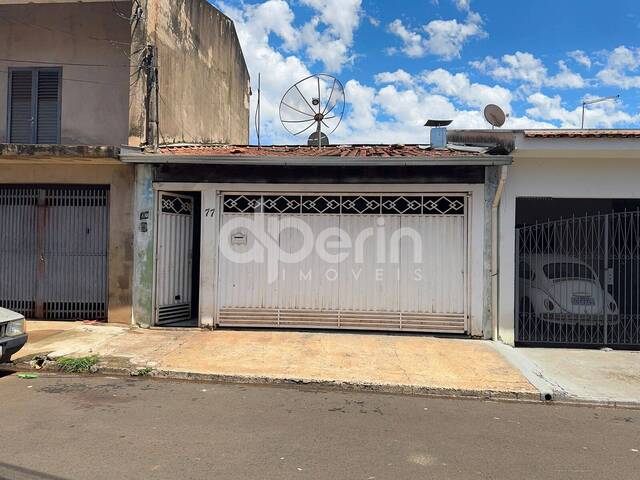 #165 - Casa para Venda em São Carlos - SP