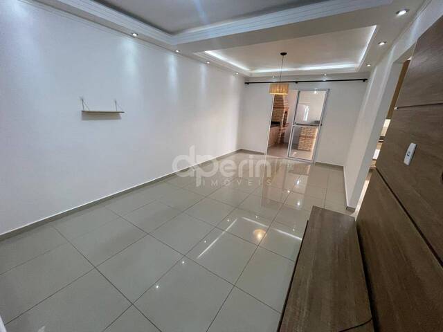 #169 - Casa para Venda em São Carlos - SP