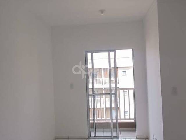 #201 - Apartamento para Venda em São Carlos - SP