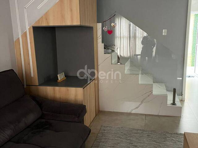 #208 - Casa para Venda em São Carlos - SP