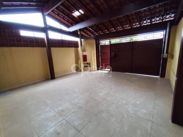 #225 - Casa para Venda em São Carlos - SP