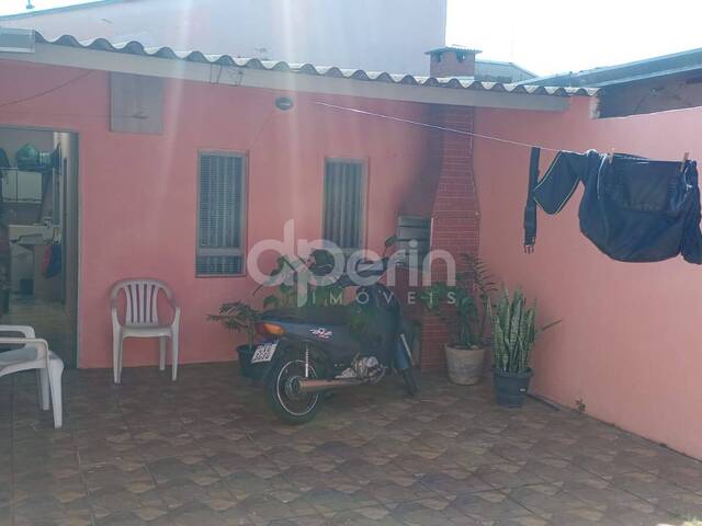 #229 - Casa para Venda em São Carlos - SP