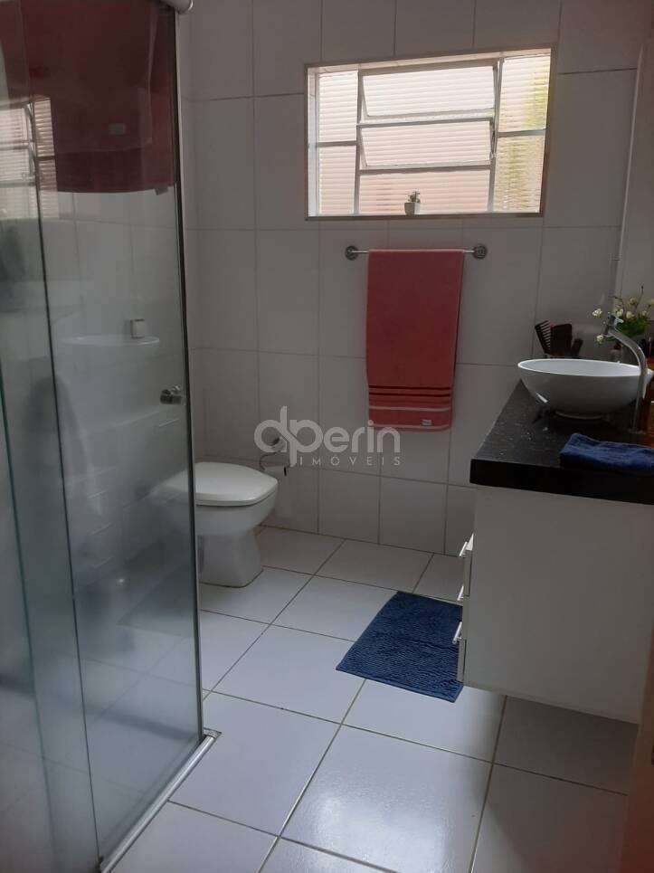 Casa, 3 quartos, 198 m² - Foto 3