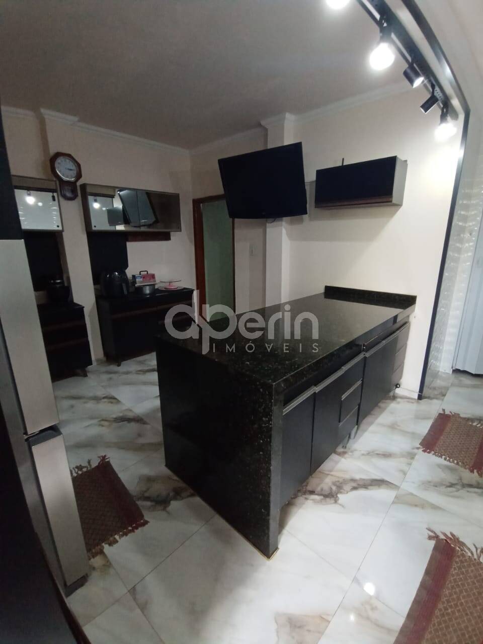 Casa à venda com 3 quartos, 133m² - Foto 3