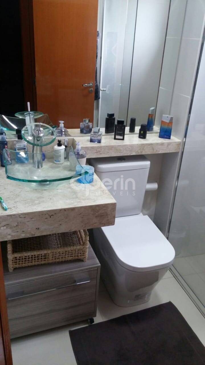 Apartamento à venda com 2 quartos, 50m² - Foto 4