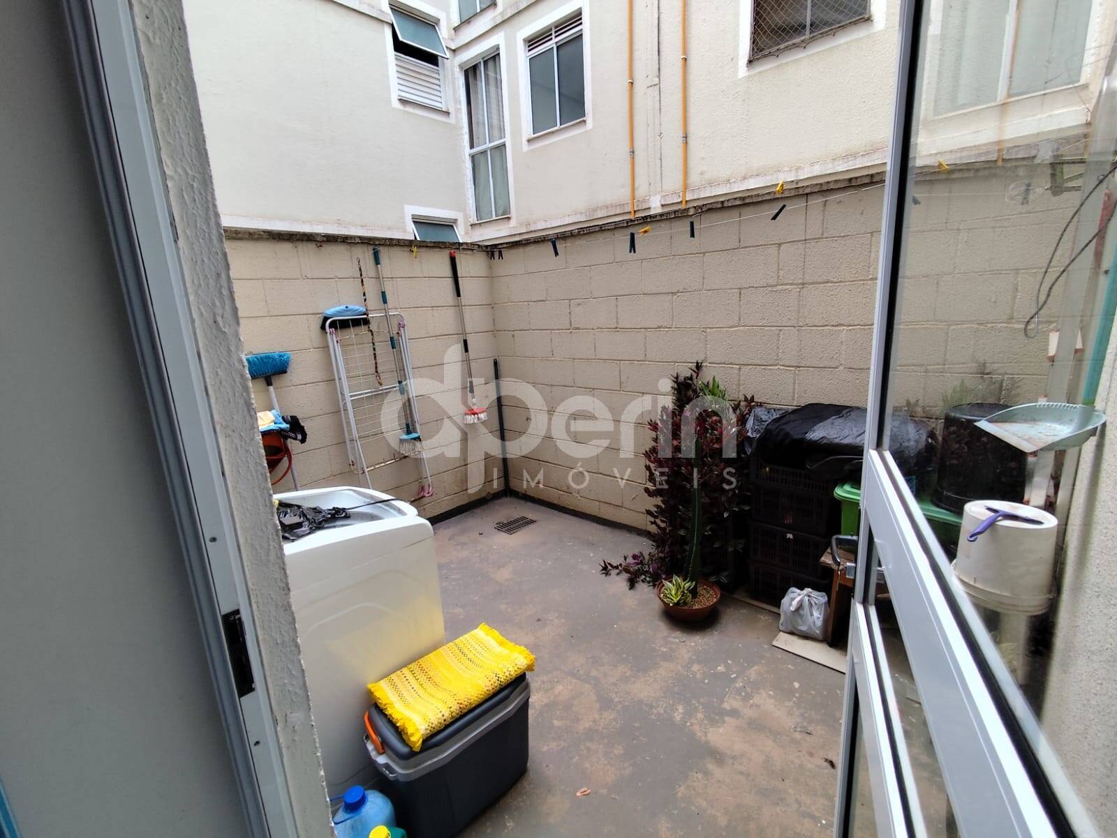 Apartamento à venda com 2 quartos, 48m² - Foto 4