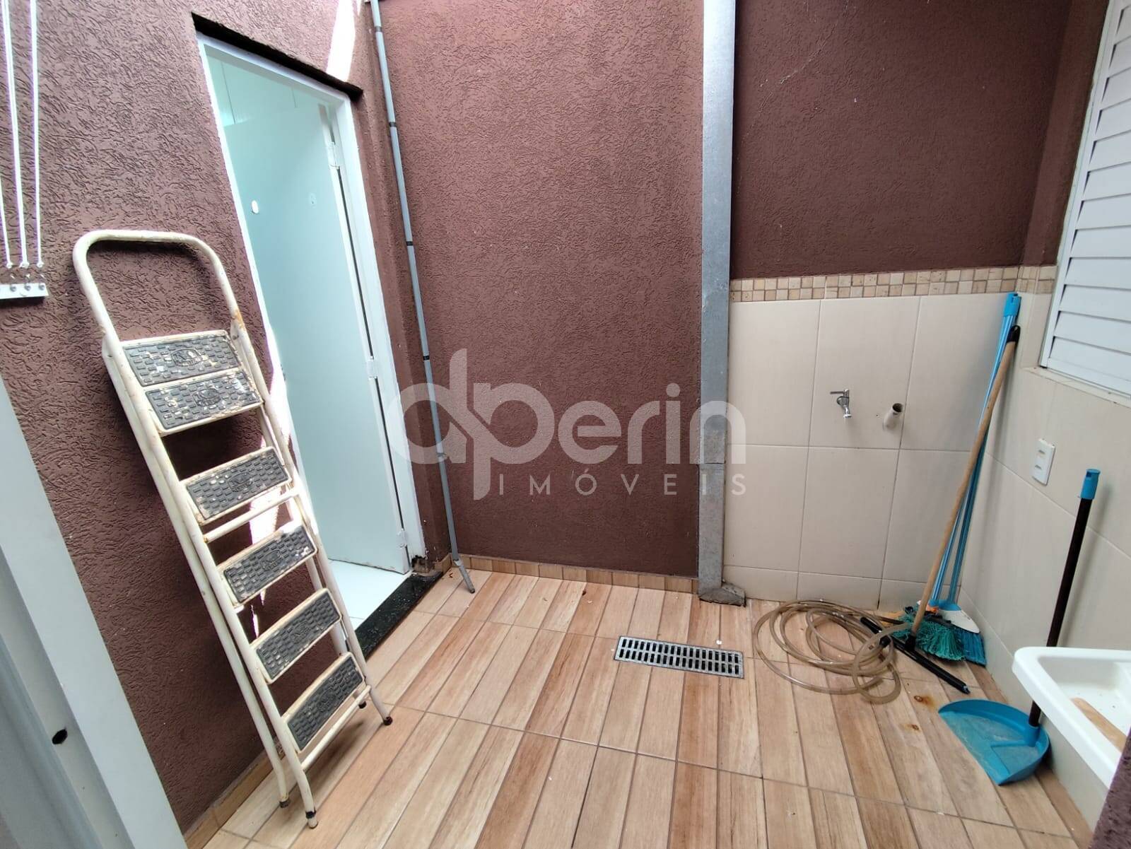 Casa à venda com 3 quartos, 100m² - Foto 16