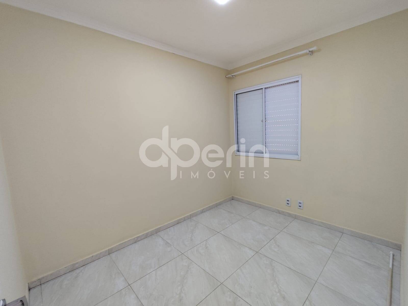 Casa à venda com 3 quartos, 100m² - Foto 7