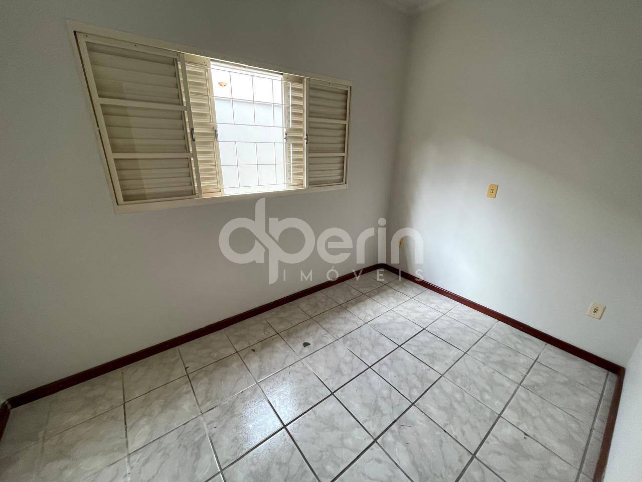 Casa à venda com 2 quartos, 126m² - Foto 8