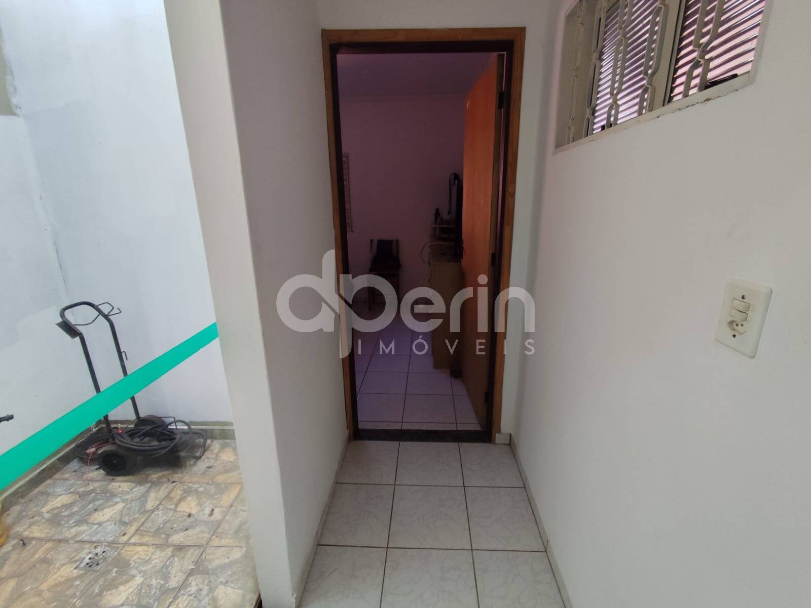 Casa à venda com 2 quartos, 63m² - Foto 10