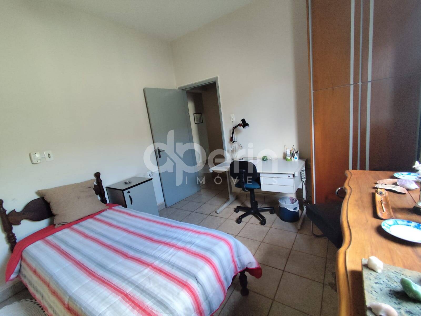 Casa, 3 quartos, 200 m² - Foto 14