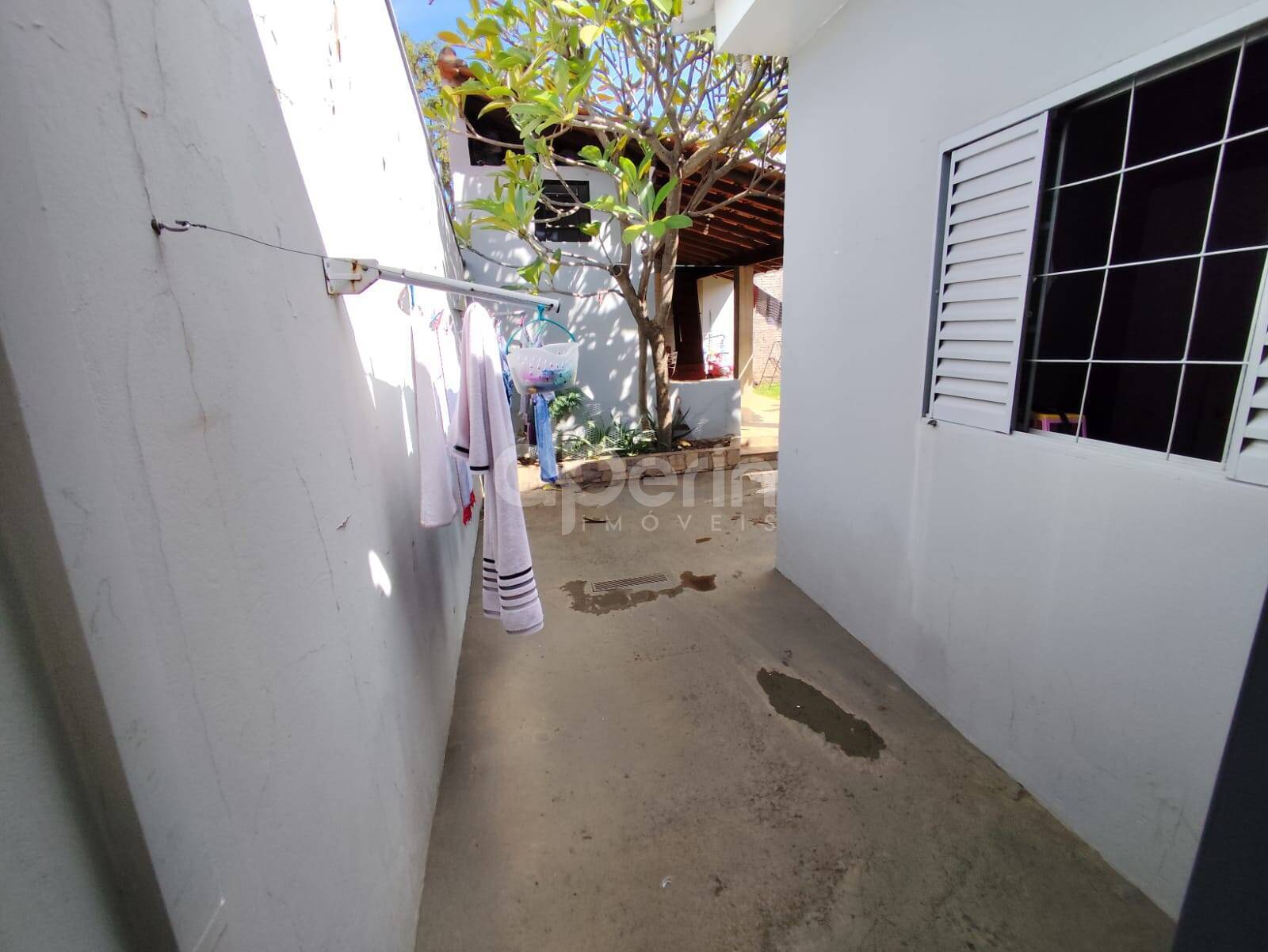 Casa, 3 quartos, 250 m² - Foto 8