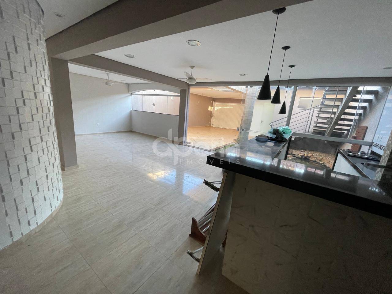 Casa, 3 quartos, 270 m² - Foto 6