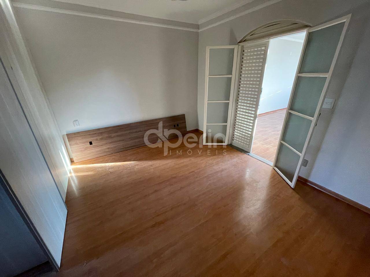 Casa, 3 quartos, 270 m² - Foto 17