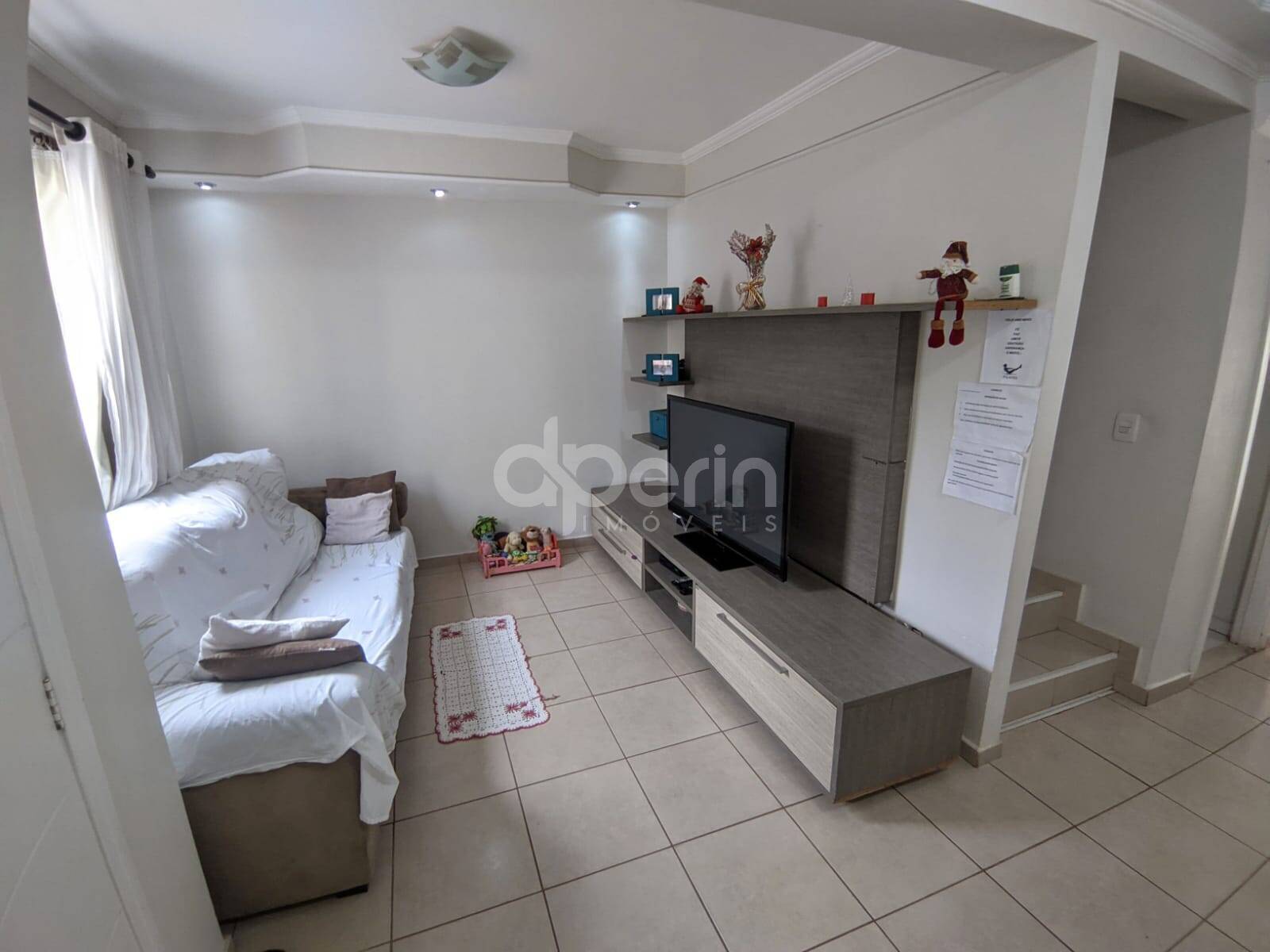 Casa, 3 quartos, 98 m² - Foto 2